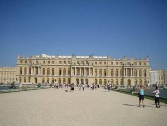 un_Versailles.jpg